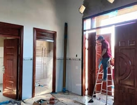 Cửa thép vân gỗ là gì và thương hiệu cửa Hùng Hưng Thịnh tại Đắk Lắk, Đắk Nông