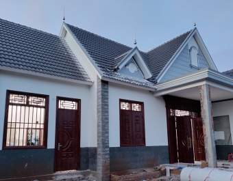 Nhà Chị Thu lắp cửa sổ và cửa đi thép vân gỗ Gia Nghĩa