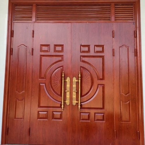 Cửa đi 4 cánh bằng thép vân gỗ nhập khẩu Đắk Lắk