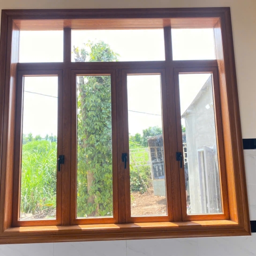 Cửa sổ 4 cánh thép vân gỗ nhập khẩu