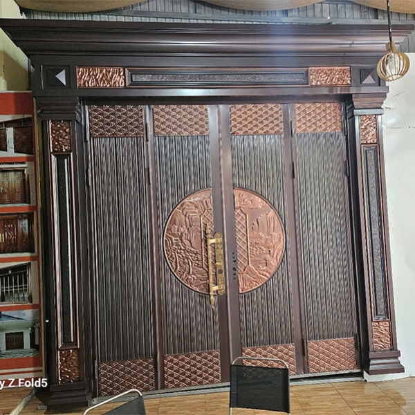 Mẫu cửa đi thép vân gỗ 4 cánh cao cấp sơn roman đồng Đắk Lắk