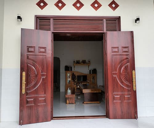 cửa chính loại cửa thép vân gỗ nhập khẩu tại Đắk Nông, Đắk Lắk